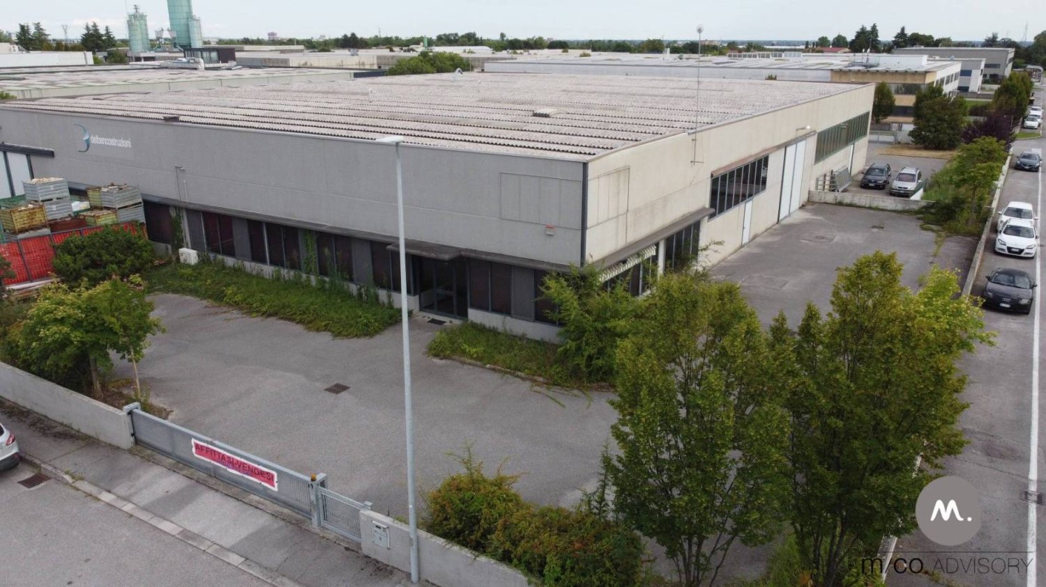Almacén en Pordenone, Italy 770 m² No. 138806