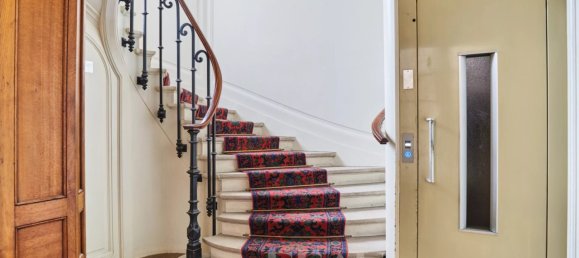 4 bedrooms Apartment in Paris, France No. 345036 11