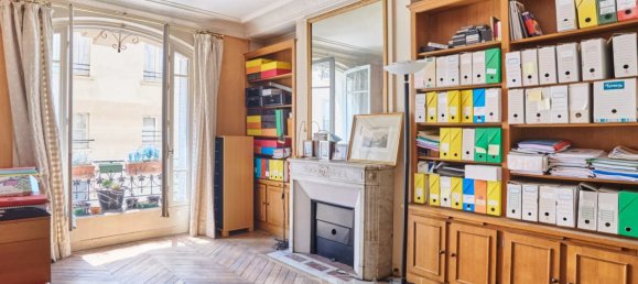 4 bedrooms Apartment in Paris, France No. 345036 8