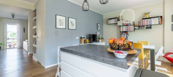 Квартира с 1 спальней в Милан, Италия № 374064 3