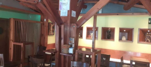 80m² Commercial property in Arroyo de la Encomienda, Spain No. 81793 9