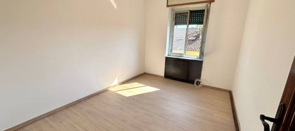 3 rooms Apartment in Alessandria, Italy No. 288632 7