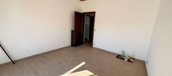 3 rooms Apartment in Alessandria, Italy No. 288632 5