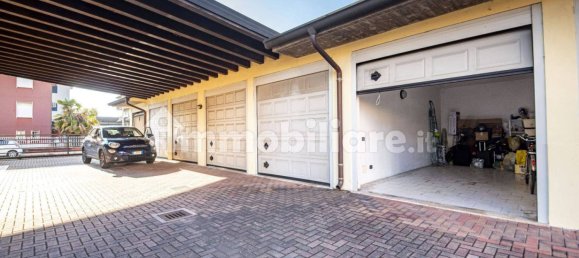 1 bedroom Apartment in Porto Mantovano, Italy No. 279937 12