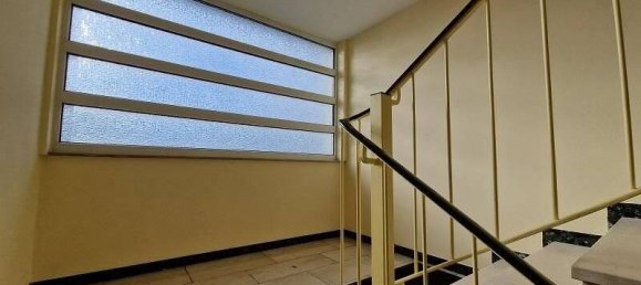 Здание с 11 комнатами в Битбург, Германия № 39000 2