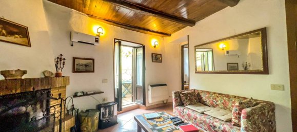 Квартира с 3 спальнями в Фьюджи, Италия № 226013 7