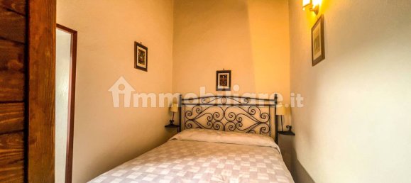 Квартира с 3 спальнями в Фьюджи, Италия № 226013 20