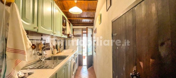 Квартира с 3 спальнями в Фьюджи, Италия № 226013 18