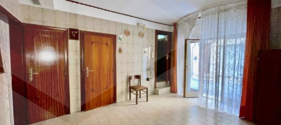 Casa de 3 habitaciónes en San Giovanni Rotondo, Italy No. 17834 2