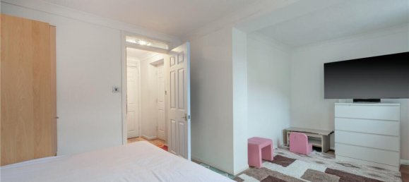 1 bedroom Apartment in London, United Kingdom No. 7874 3