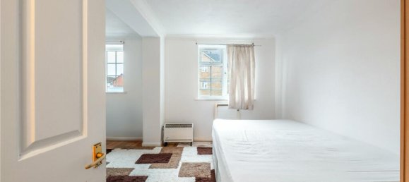 1 bedroom Apartment in London, United Kingdom No. 7874 2