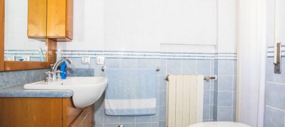 Пентхаус с 5 комнатами в Тарквиния, Италия № 32139 38