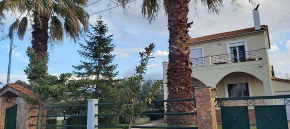 Propiedad comercial de 3 dormitorios en Euboea, Greece No. 2115 3