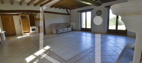 3 bedrooms House in Subligny, France No. 93321 23