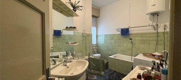 5-Zimmer Wohnung in Novara, Italy, Nr. 206872 18