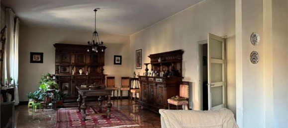 5-Zimmer Wohnung in Novara, Italy, Nr. 206872 9