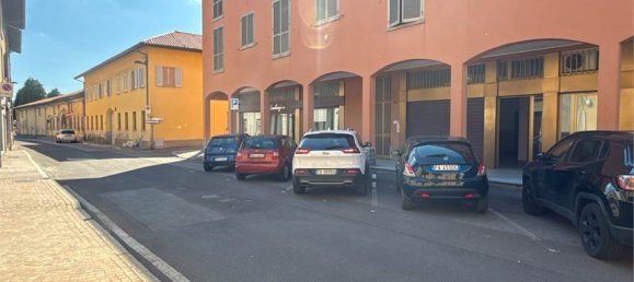 1-Zimmer Gewerbliche Immobilie in Cislago, Italy, Nr. 275831 10