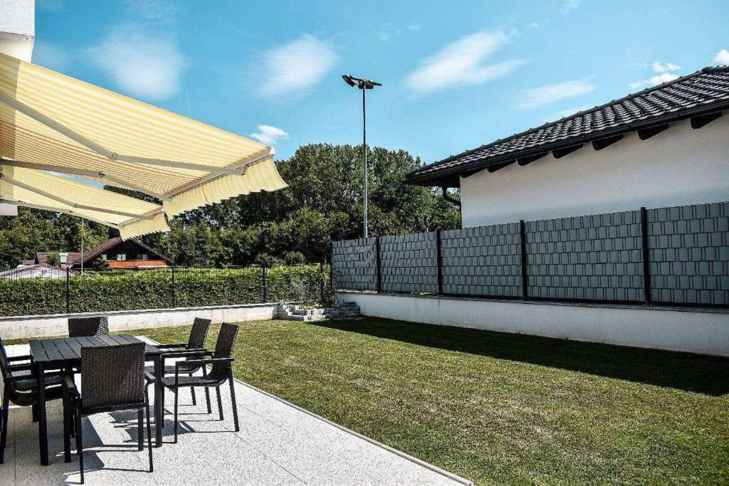 6غرفة منزل في Neuhofen im Innkreis, Austria رقم 110812