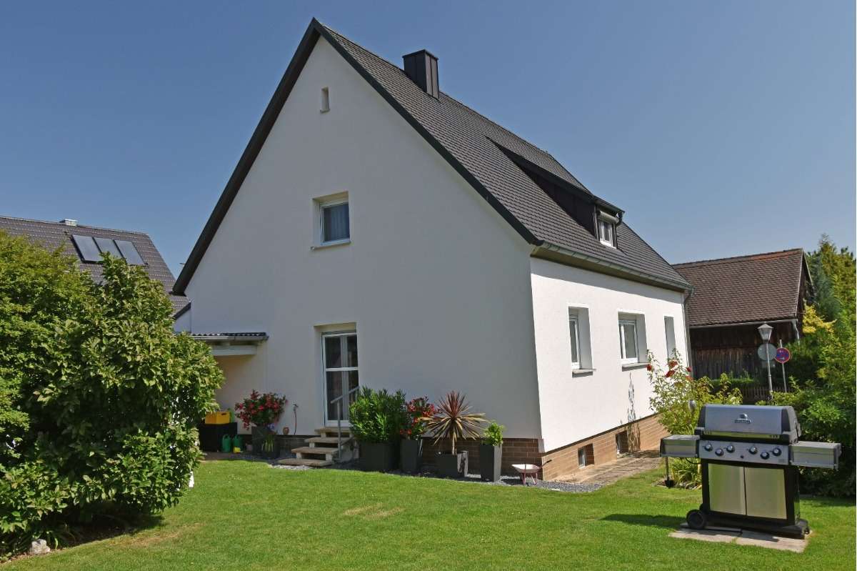 Дом с 5 комнатами в Амберг-Зульцбах, Германия № 277094