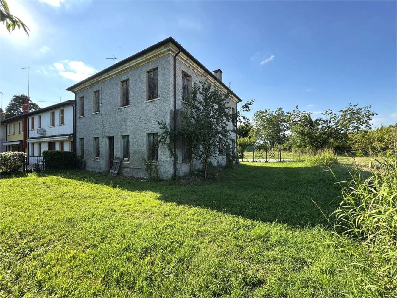 8 rooms House in Treviso, Italy No. 308026