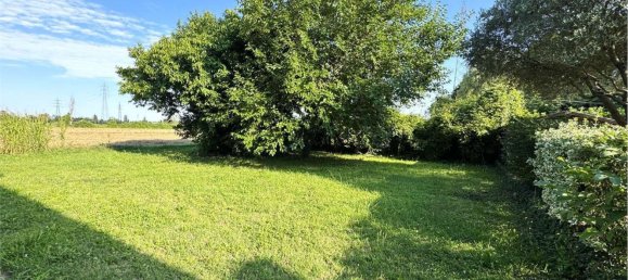 8 rooms House in Treviso, Italy No. 308026 3