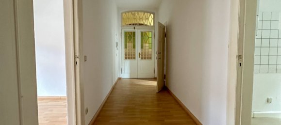 Квартира с 2 спальнями в Галле, Германия № 191622 4