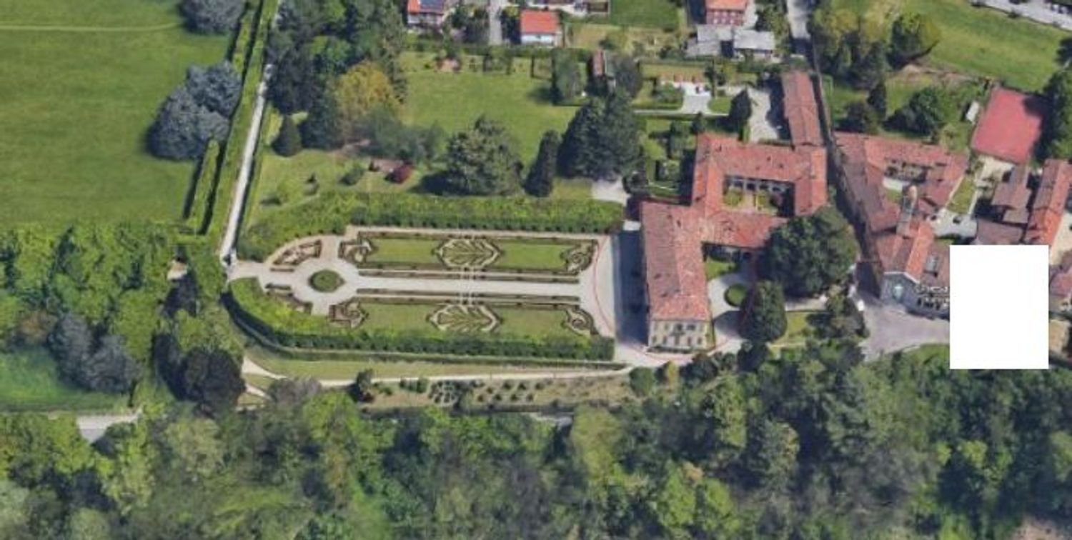 4غرفة شقة في Carate Brianza, Italy رقم 98447