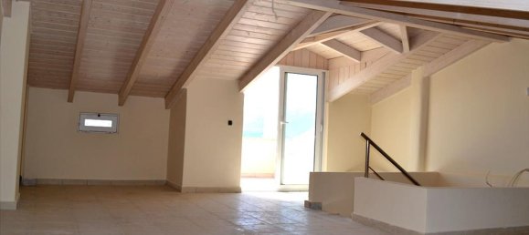 4 bedrooms Property in Kryoneri, Greece No. 7166 8