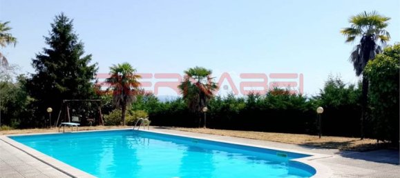 4 bedrooms Villa in Porano, Italy No. 295470 2