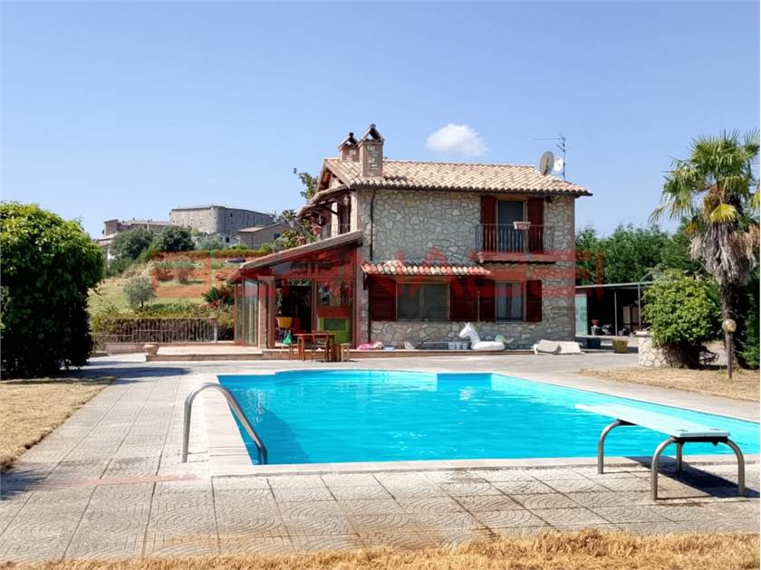 4 bedrooms Villa in Porano, Italy No. 295470