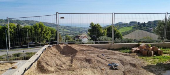 6 rooms Villa in Monteprandone, Italy No. 83150 16