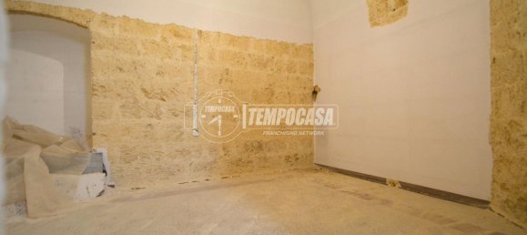 Casa de 3 habitaciónes en Gioia del Colle, Italy No. 74789 10