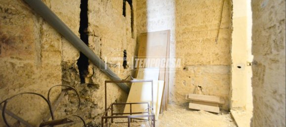 Casa de 3 habitaciónes en Gioia del Colle, Italy No. 74789 13