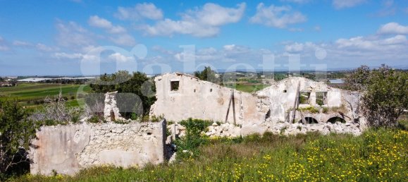 250m² Land in Noto, Italy No. 318986 4
