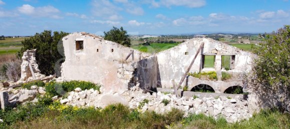 250m² Land in Noto, Italy No. 318986 3