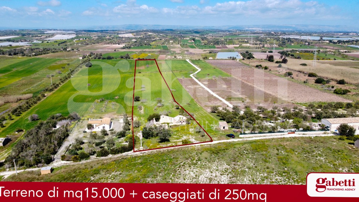 250m² Land in Noto, Italy No. 318986