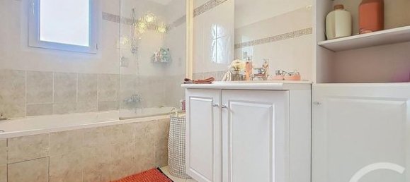 3 bedrooms Villa in Draguignan, France No. 287038 14