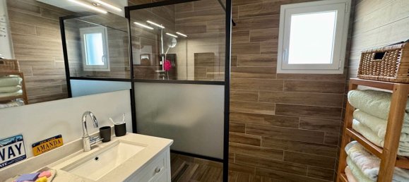 3 bedrooms House in Landunvez, France No. 207210 7