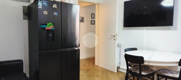 3 rooms Apartment in Florence, Italy No. 37757 10