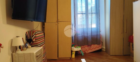 3 rooms Apartment in Florence, Italy No. 37757 12