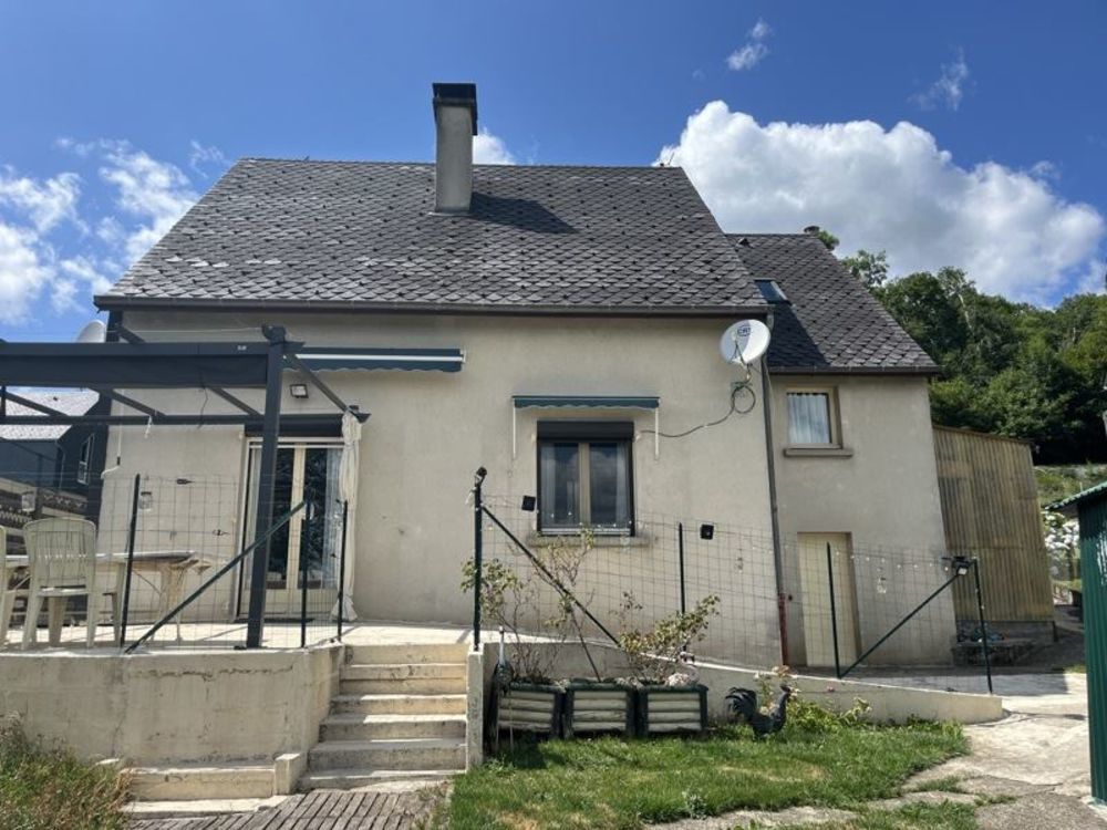 3 bedrooms House in Puy-de-Dome, France No. 283455