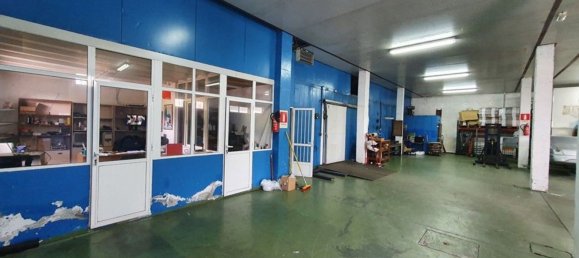 310m² Warehouse in A Coruna, Spain No. 46157 3