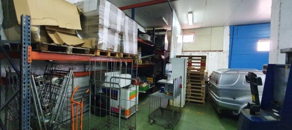 310m² Warehouse in A Coruna, Spain No. 46157 8