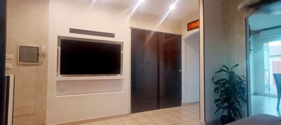 6 bedrooms House in Ferrara, Italy No. 360175 3