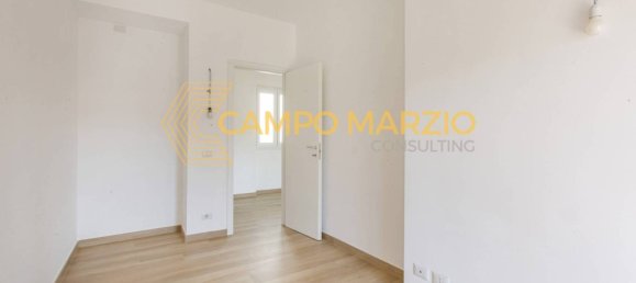 2 bedrooms Apartment in Rome, Italy No. 330903 18