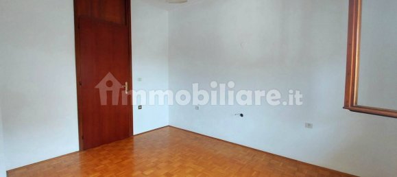 Villa T4 em Udine, Italy N.º 351520 8