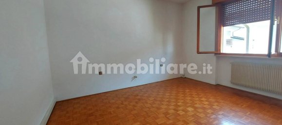 Villa T4 em Udine, Italy N.º 351520 10