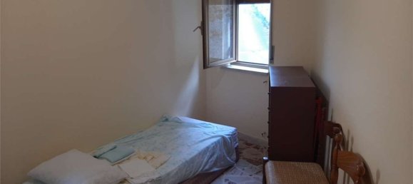 3 Schlafzimmer Wohnung in Naso, Italy, Nr. 375060 10