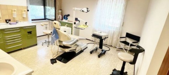 8غرفة عقار تجاري في Roth, Germany رقم 211003 16