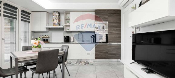 Apartamento de 2 dormitorios en Caronno Pertusella, Italy No. 380033 7